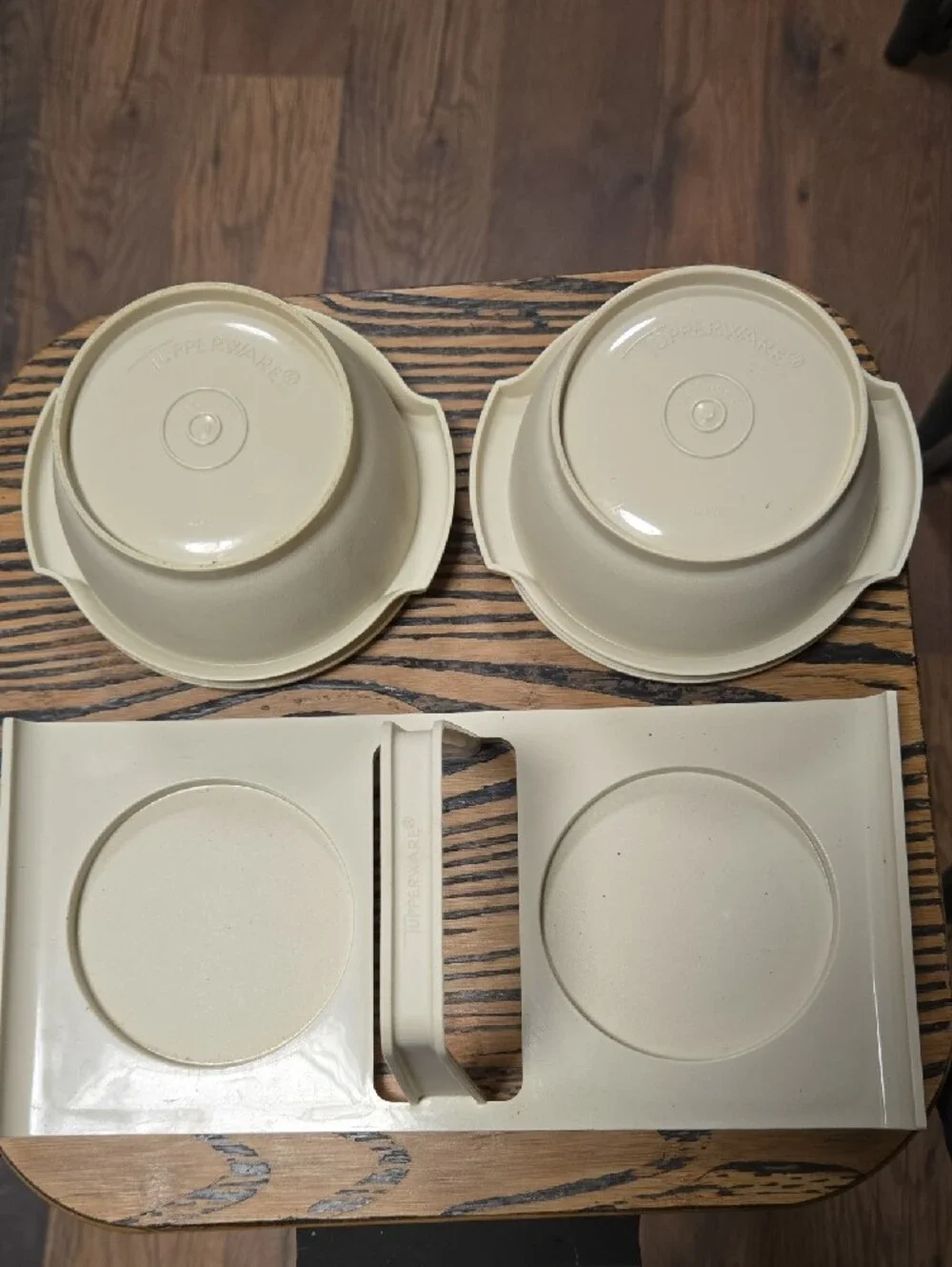 Tupperware Servalier bowl caddy set